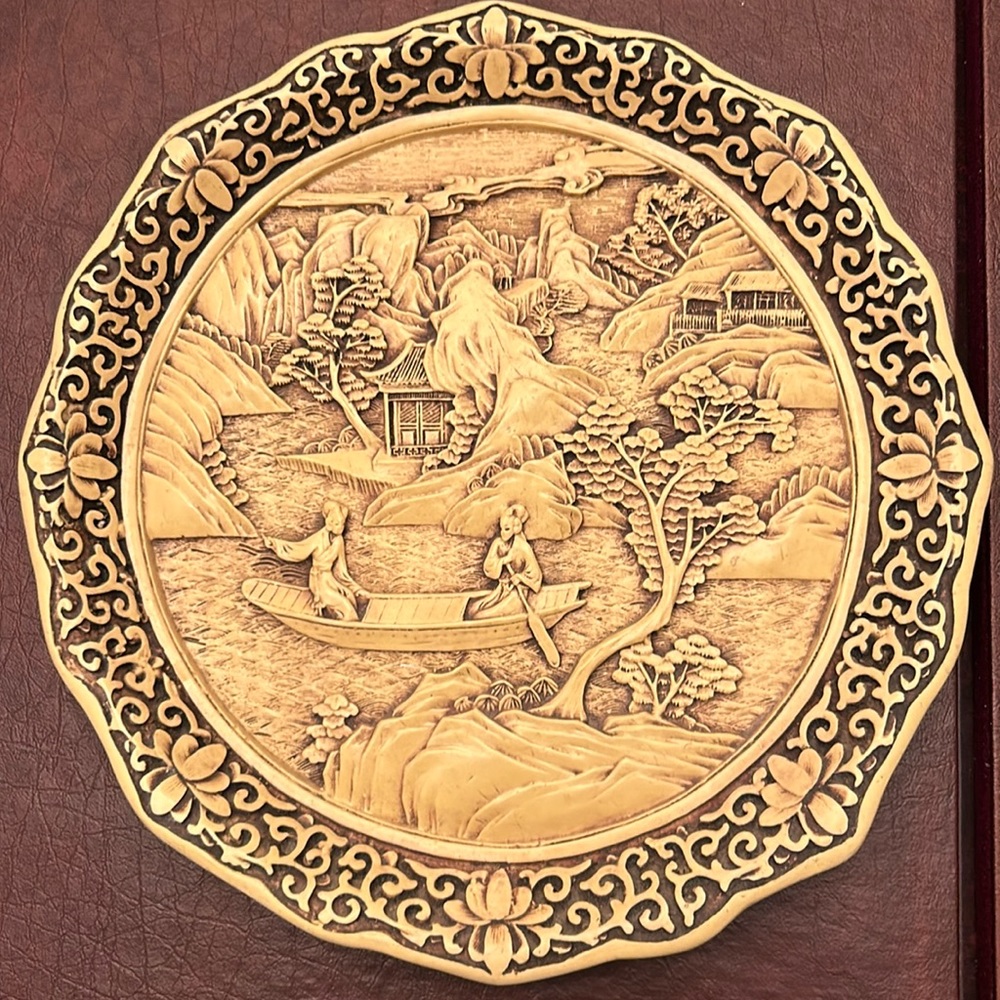 Vintage Ivory Dynasty Style River and Mountain Chinese Plate comes with stand.